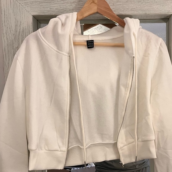 SHEIN sweat suit (comes together) - Picture 2 of 3